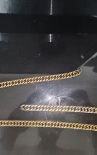گردنبند و دستبند کارتیر طلایی جنس خوب