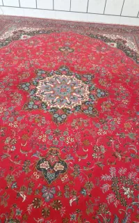 یک عدد قالی
