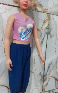 عروسک مانکنی زیبا