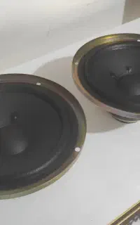 بلندگوی ۱۷ سانتی جی وی سی