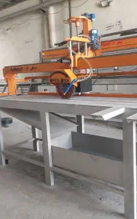دستگاه برش آبی/(فرزآبی)italiسبک
