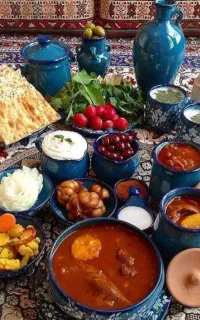 ظرفشور و کمک آشپز خانم