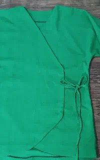 فروش انواع لباس های دوخته شده