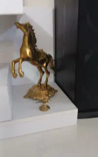 اسب برنز