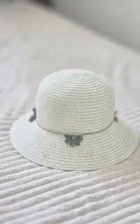 کلاه ساحلی بچگانه