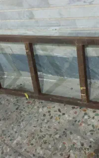 پله اهنی ۴ متری  در حد نو