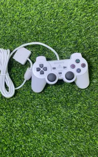 دسته بازی کامپیوتر و پلی استیشن