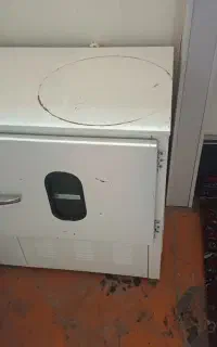 انکوباتور... اتوکلاو