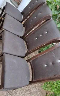 صندلی چرم اشپزخونه