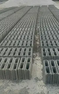 نیازمند کارگر بلوک زنی ساده