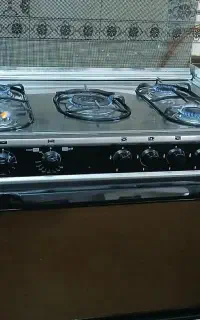 اجاق گاز همراه با فر