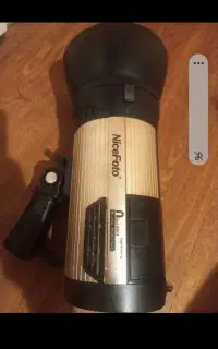 فلاش پرتابل ۶۸۰ ژول نایس فتو در حد