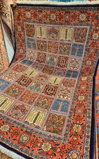 قالیچه دستباف ساروق اراک نقشه خشتی