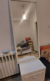 آینه و عسلی سفید