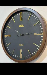 ساعت دیواری