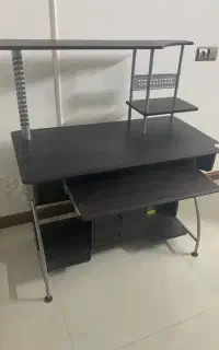 میز تحریر و کامپبوتر نو نو