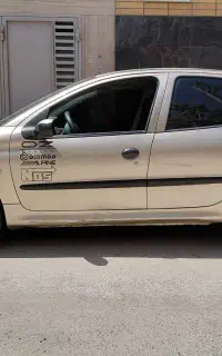 ماشین ۲۰۶ مدل ۸۴