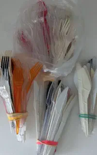 کارد چنگال وقاشق یکبار مصرف