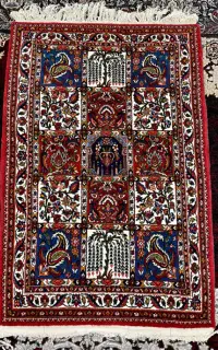 قالی دستبافت ۱.۷۰ در ۱.۱۵ خشتی چالشتر