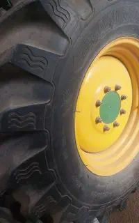 تراکتور لاستیک تراکتور در حد نو