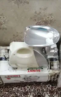 چرخ گوشت سانی کاملا نو و سالم