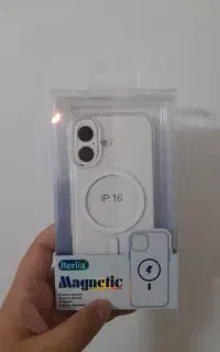 کاور شیشه ای آیفون ۱۶ نرمال از برند magnetic