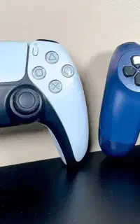 تعمیر تخصصی انواع دسته PS4 و PS5 و Xbox و ...