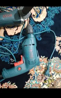 تخریب و کنده کاری. و لوله باز کن