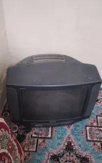 یک عدد تلویزیون