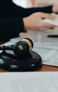 وکیل دادگستری