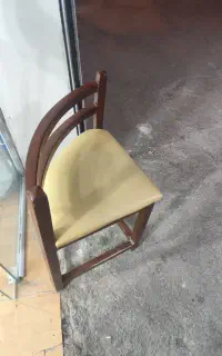 میز نهار خوری کم جا