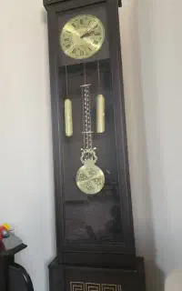 ساعت ایستاده
