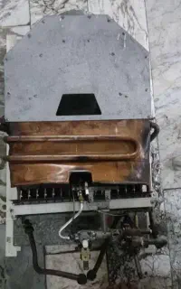 خریدآبگرمکن و پکیج سوراخ خراب فرسوده