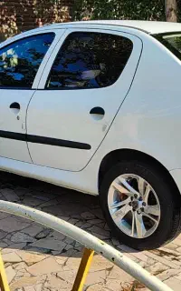 ۲۰۶ صندوقدار  sd V8 بی رنگ