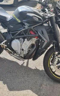 MV AGUSTA BRUTALE 1090RR نمونه کلکسیونی