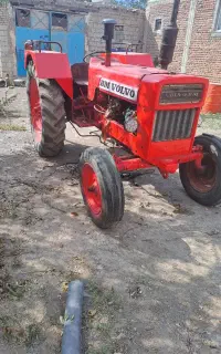 تراکتور بی ام ولوو