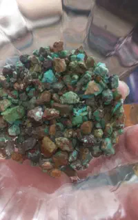 سنگ فیروزه برای فیروزه کوبی روی مس