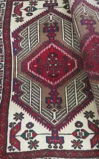 قالیچه دستبافت قدیمی