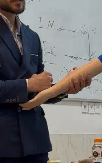 انواع تزریقات وصل سرم بخیه و پانسمان