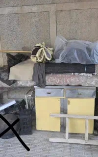 مقداری وسایل منزل.فرش ماشینی،فرش دستباف