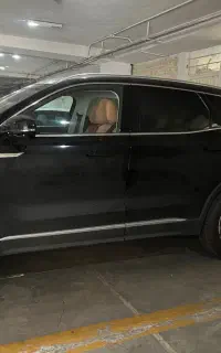 ماشین بیجینگ x7 وارداتی توربو در حد صفر