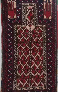 یک عدد سجاده دستباف ترکمن