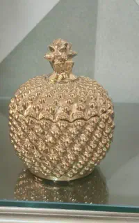 شکلات خوری طلایی