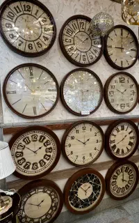 نمایندگی فروش ساعت های چوبی