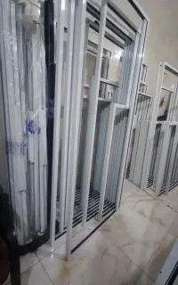 توری پلیسه