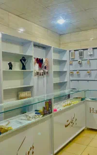 فروش انواع بدلیجات و ساعت فروشی هامون ،مکران