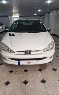 خودروسواری اس دی وی ۸