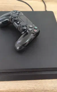 ps4اسلیم