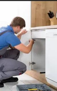 تعمیرات کابینت وکمد و دراور و....