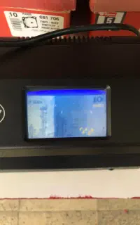 دستگاه تست اسکناس